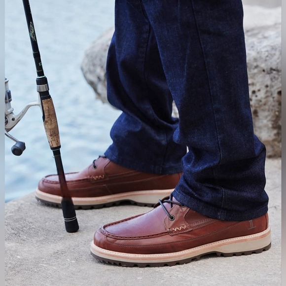 RARE LUCCHESE RANGER II LACE UP LEATHER BOOTS. - Picture 2 of 16